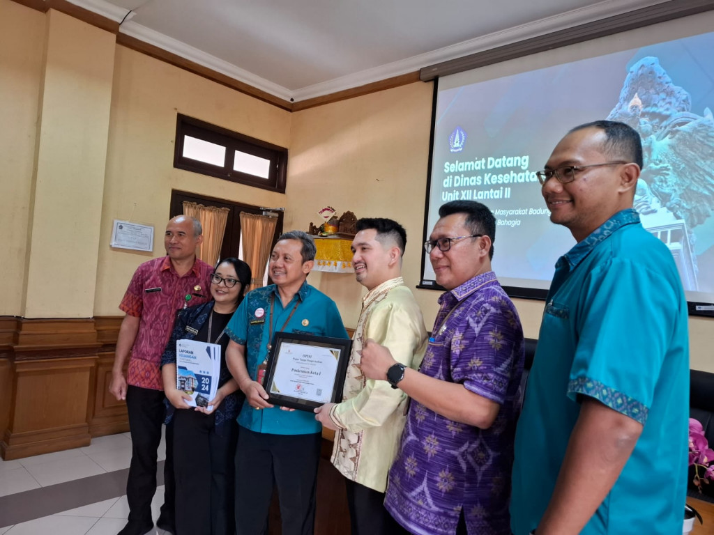 Penyerahan Laporan Keuangan BLUD Tahun 2024 Audit KAP Purba Lauddin di Dinas Kesehatan.